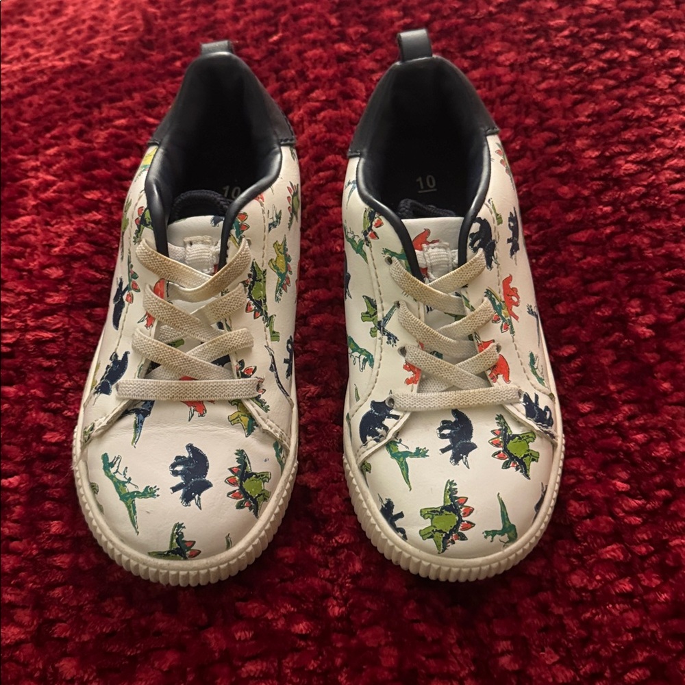 Carter's sneakers gym show dinosaur size 10 little kids